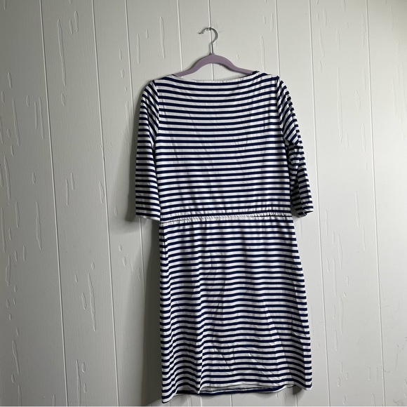 J. Mclaughlin Matiane Catalina navy and white stripe dress size M - Picture 2 of 6